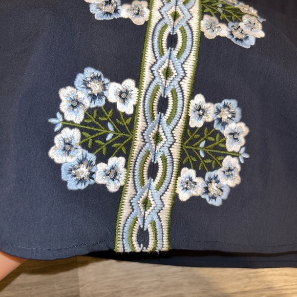 ELIE TAHARI The Faye Pleated Floral-Embroidered Midi Dress - Picture 16 of 16